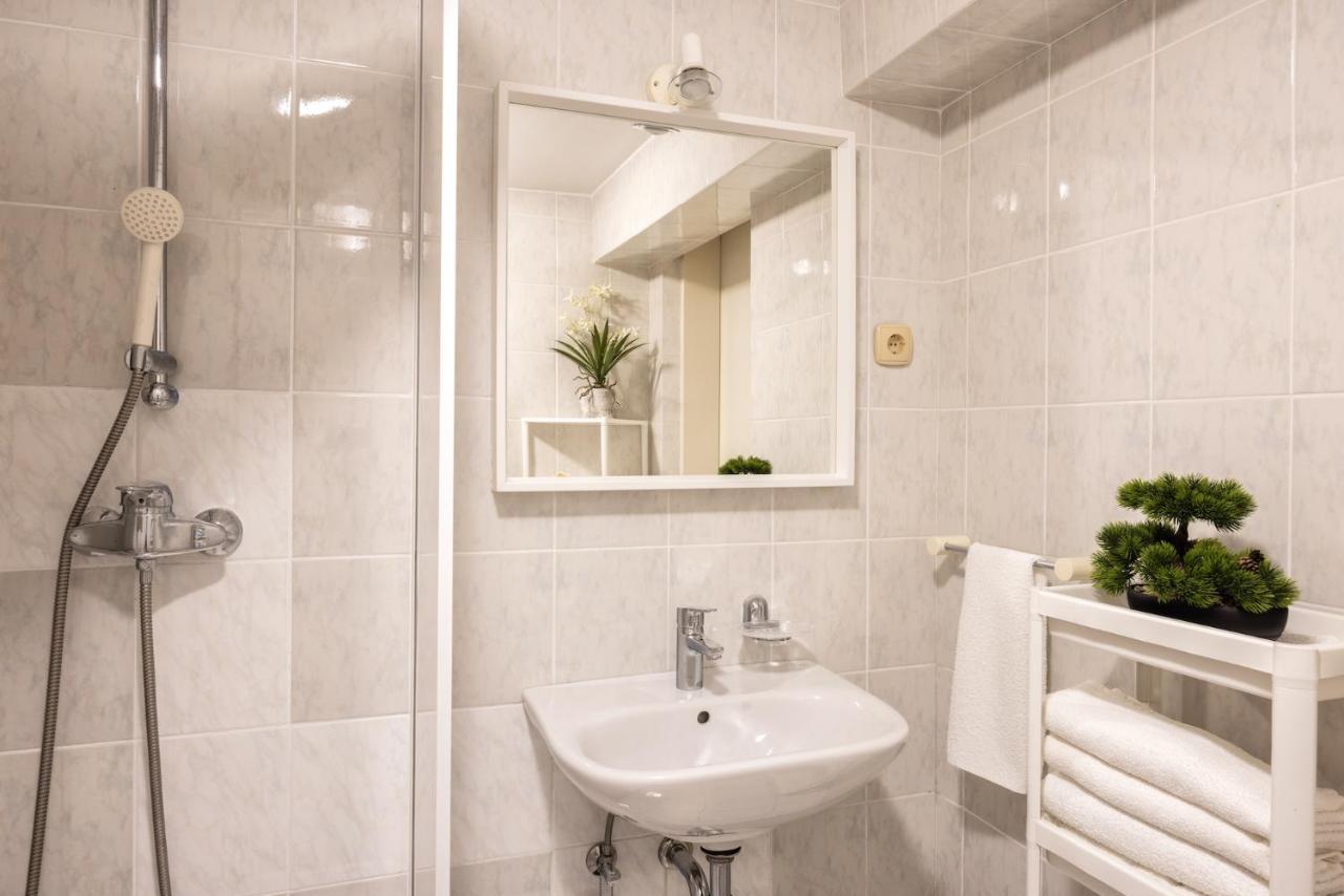 Apartments Ladka 贝古耶·纳·格伦奇克 外观 照片
